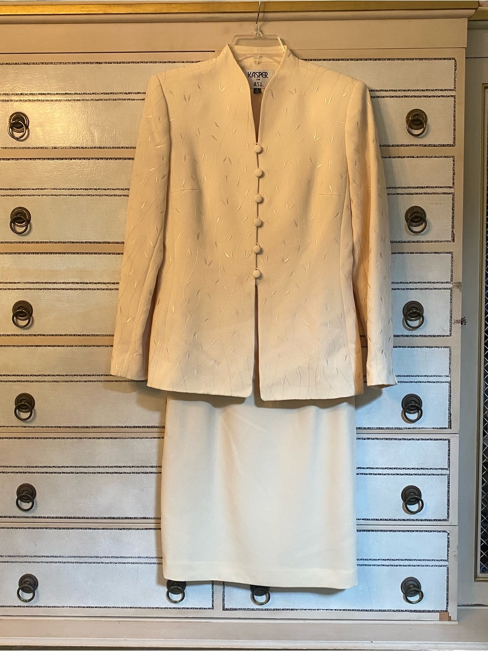 vintage Kasper for A.S.L. cream skirt suit size 4
